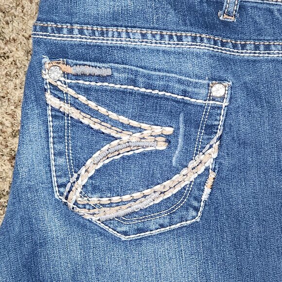 Twentyone Black by rue21 Bootcut Jeans – Size 11/12 **hemmed – 28” inseam** - Picture 4 of 11